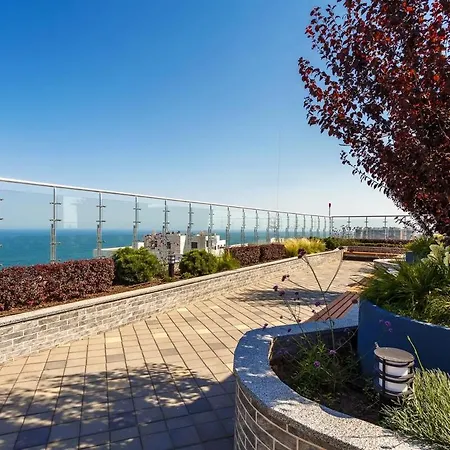 1br Panoramic Rooftop & Sea View Οδησσός